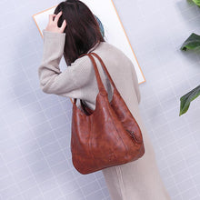 Load image into Gallery viewer, Cho&#39;Geth Leather Shoulder Bags s1125